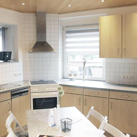 Feriennest-Huettenberg Apartment Hochelheim ภายนอก รูปภาพ